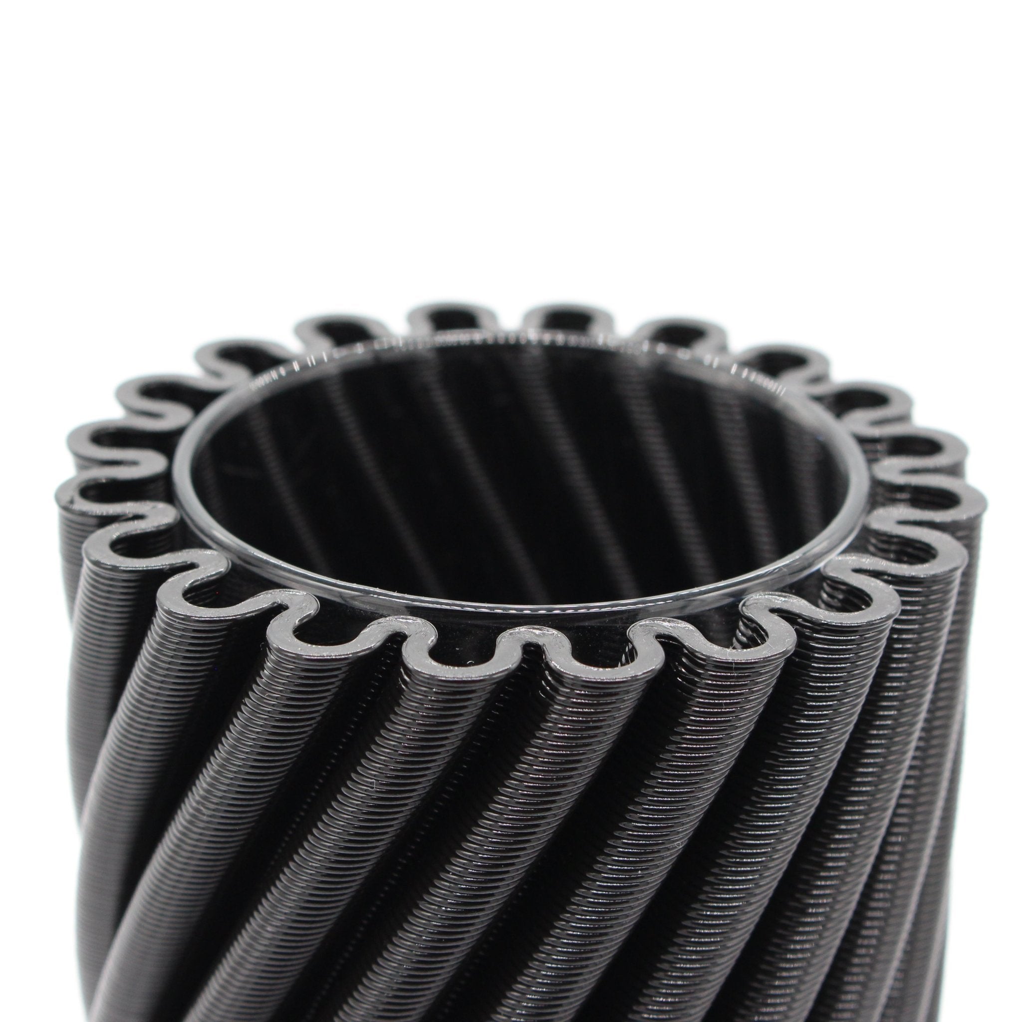 Strofi Vase Black close-up, 3D Printed Recycled Plastic, Deme Design #color_black